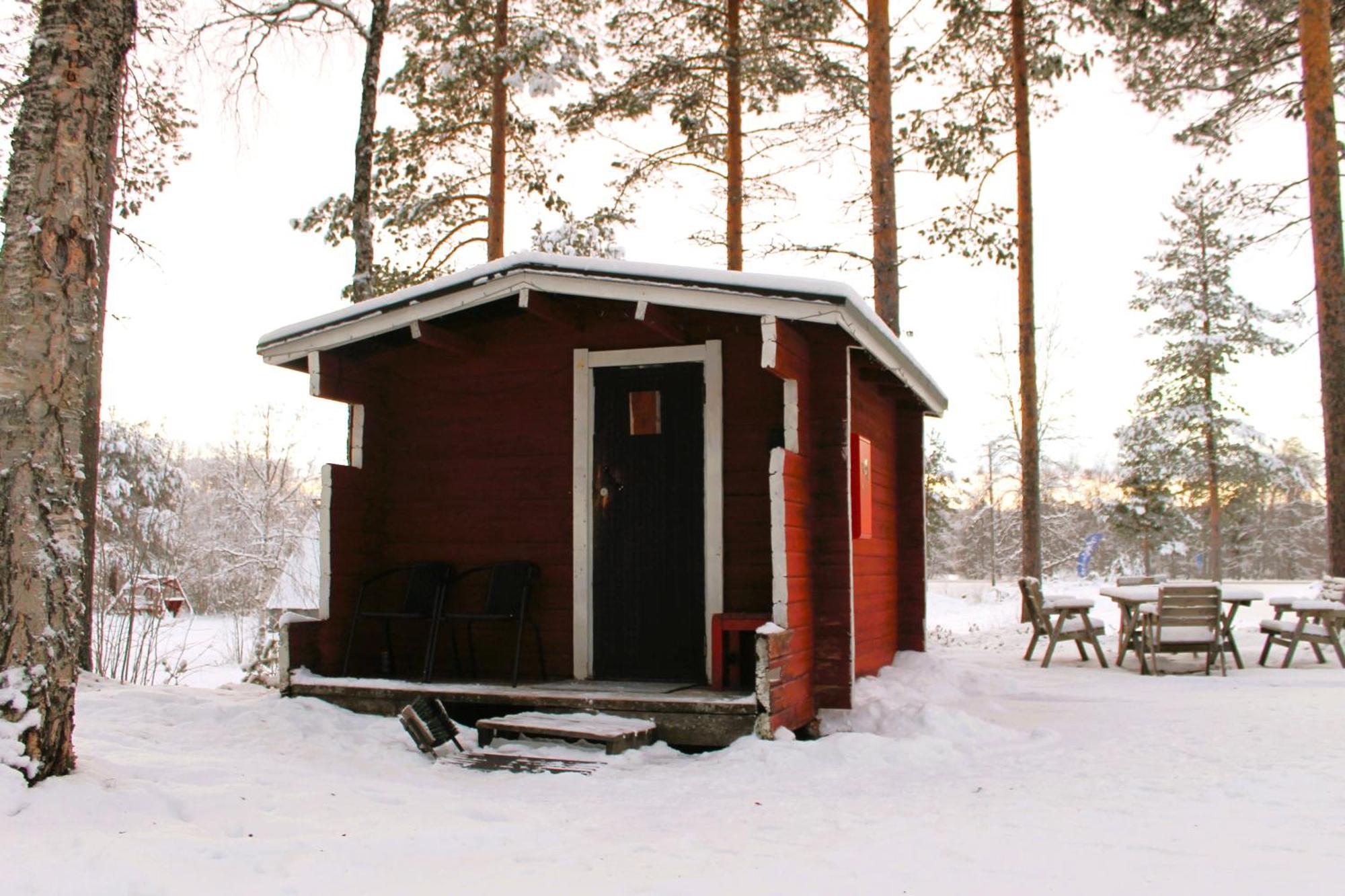 Ivalo River Camping Hotel Exterior photo