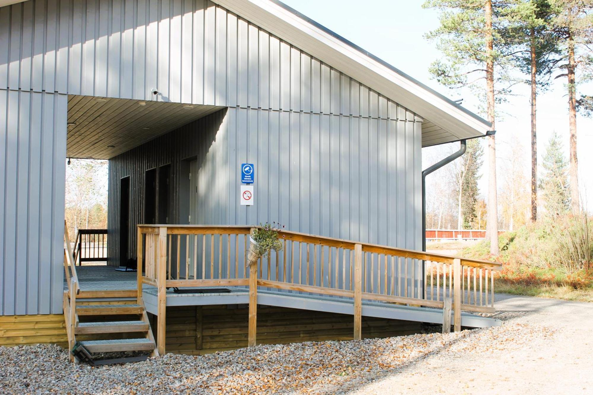 Ivalo River Camping Hotel Exterior photo