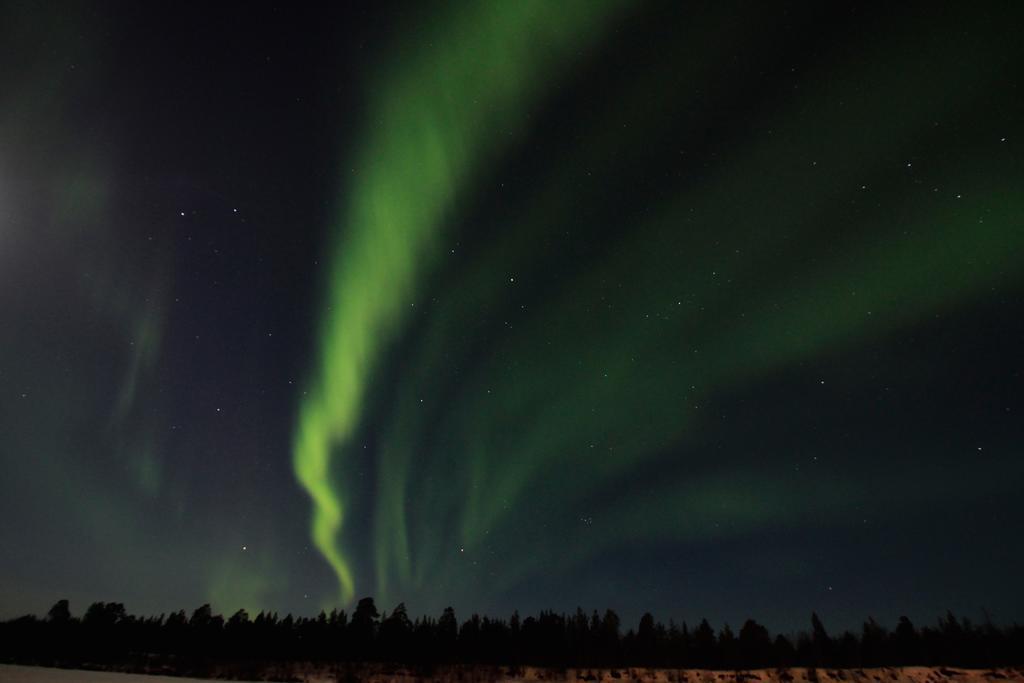 Ivalo River Camping Hotel Exterior photo